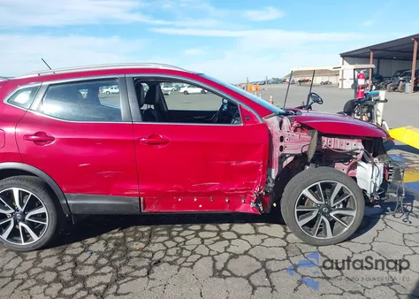 2017 Nissan Rogue Sport Sl из США, поврежденный, VIN JN1BJ1CR6HW131144